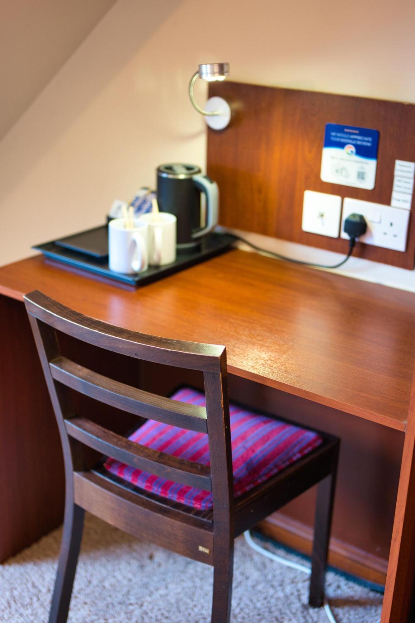 Hotel Clifton House Hove Esterno foto