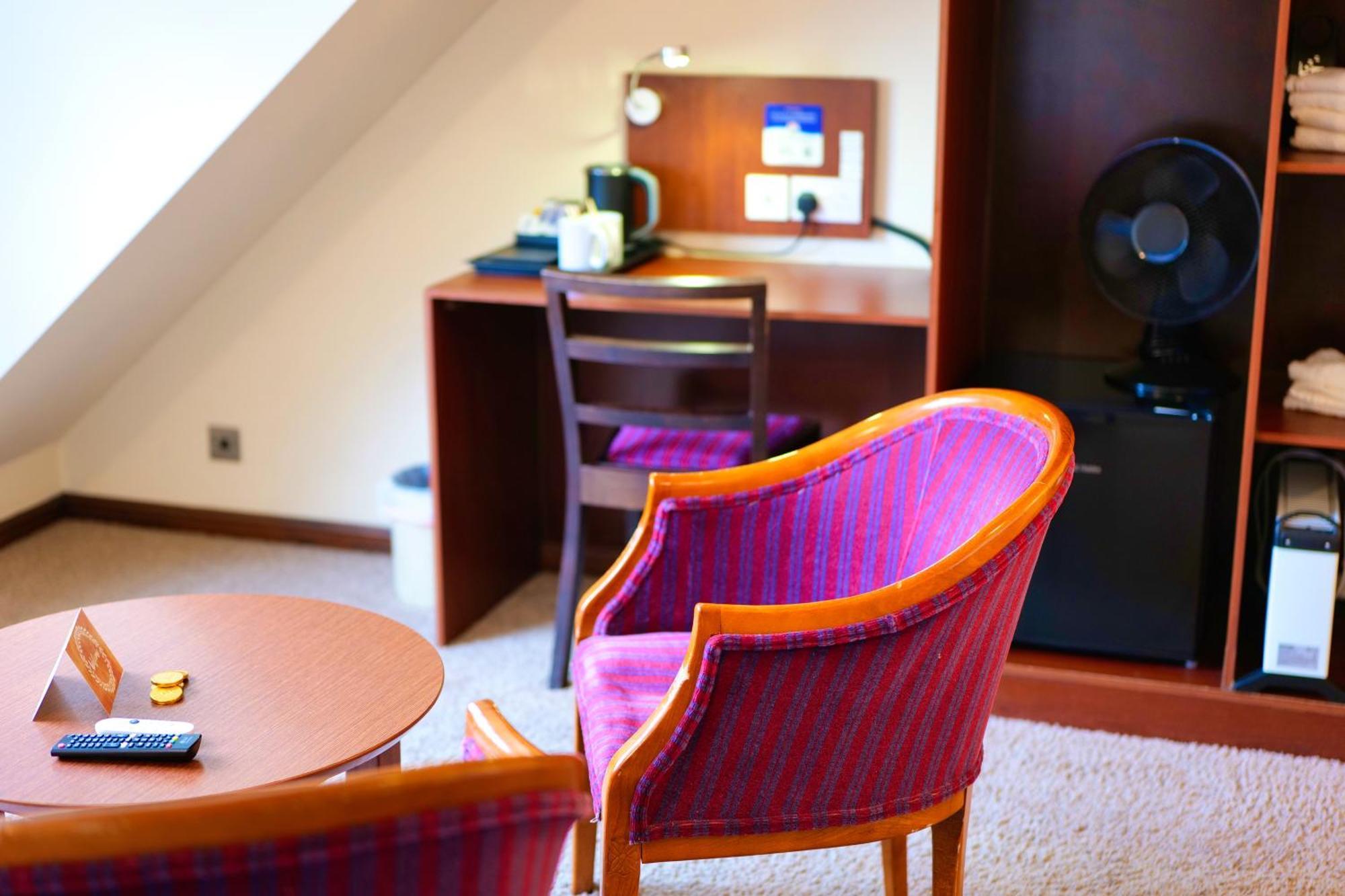 Hotel Clifton House Hove Esterno foto